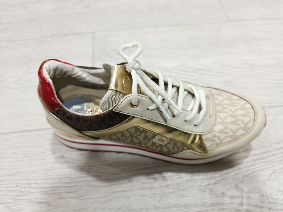 Продам  кросы  iMichael Kors Maddy Trainer