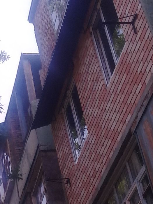 Кладка ремонт балконы и квартиры установка новых рам решотки козерог