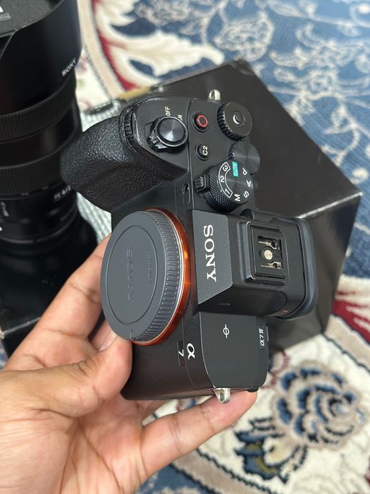 Sony A7 IV 24-105mm Obektiv 2bater Manaput