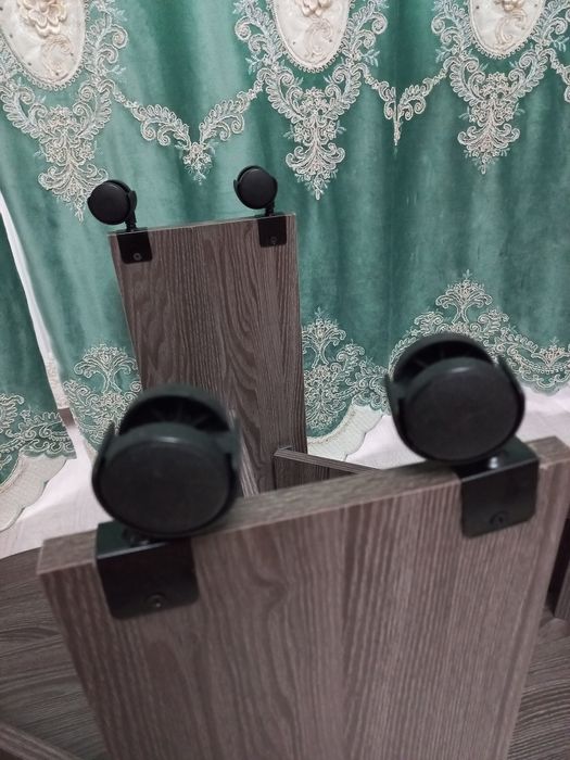 Стол (журнальный) новая