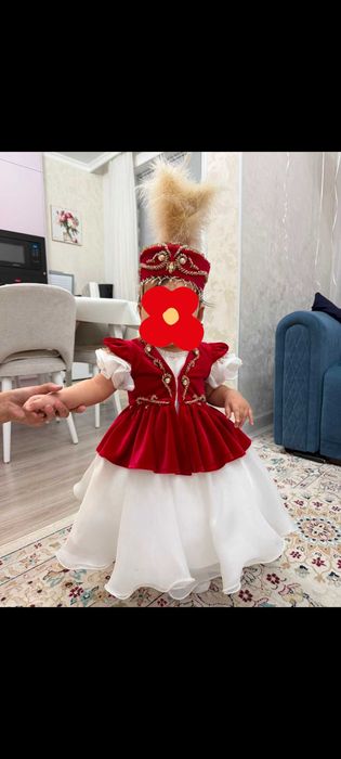 Продам платье на годик