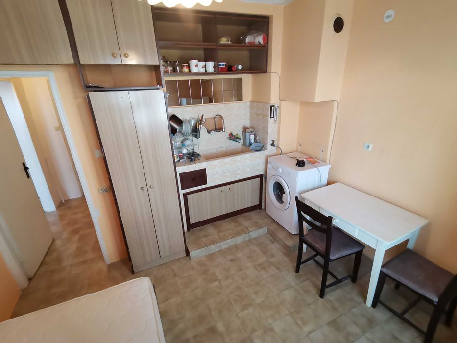 Дава се под наем Двустаен апартамент в Бургас, Възраждане - 45 кв.м за 132.6 € - Снимка #3