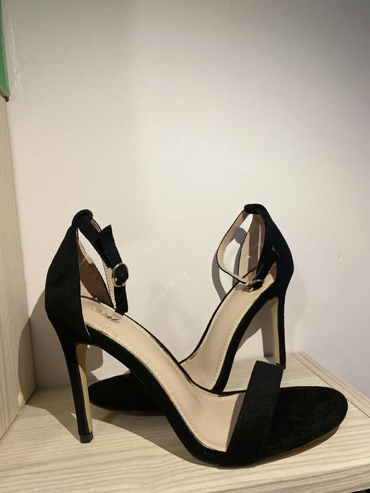 Sandale elegante cu toc SHEIN