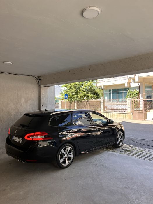 Peugeot 308 din 2020 motor 1.2 benzina euro 6 km 180000