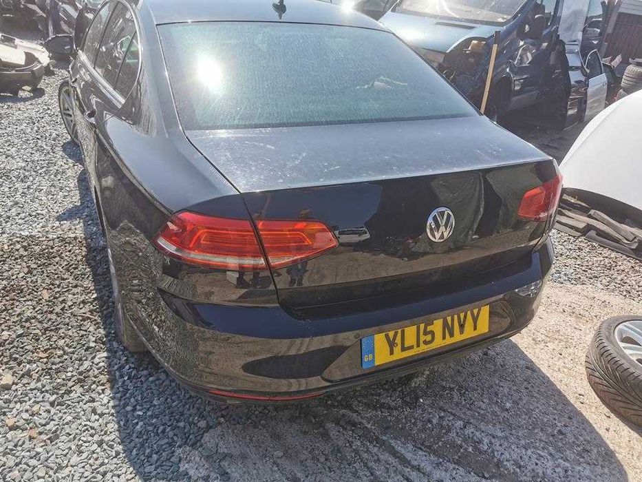 bara spate cu senzori vw passat b8 berlina lc9x