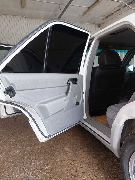 Мерседес 190 газ+бензин