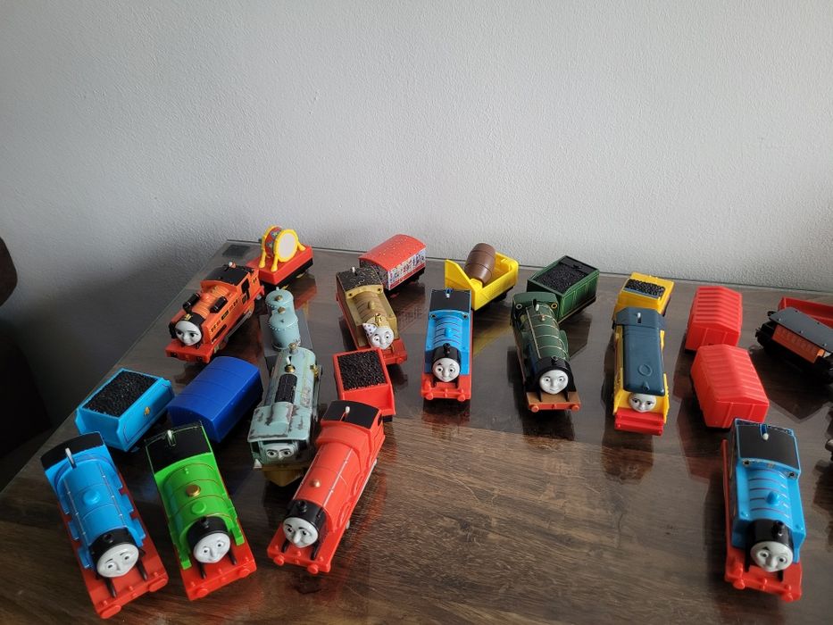 Trenulețe thomas pe baterii