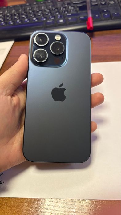 iPhone 15 pro 128gb