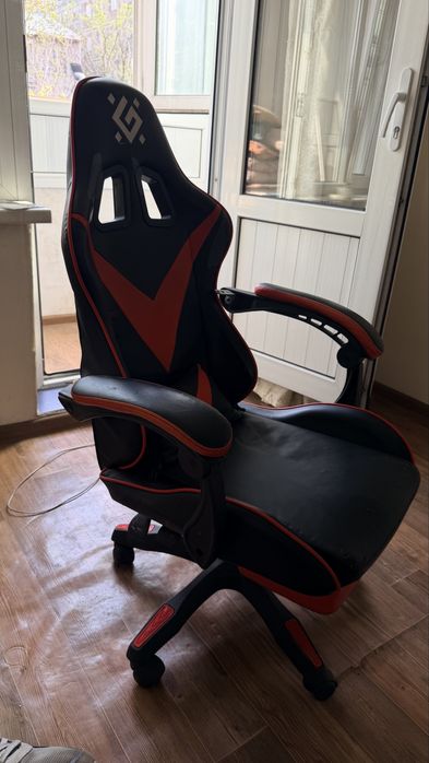 Продается кресло компьютерное