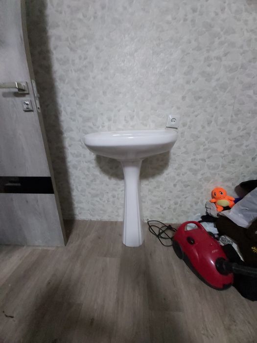 Продам Раковину Б.у