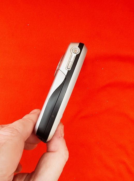 Sony Ericsson k700i Cybershot ( orice rețea)