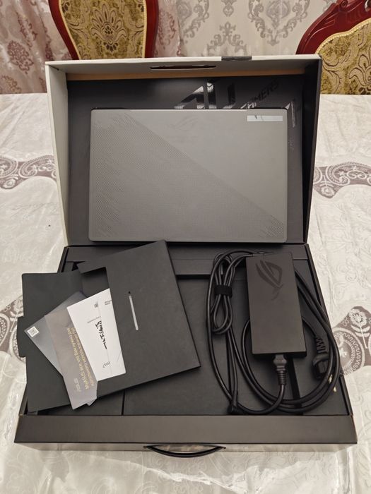Asus Rog zephyrus g16 i7 12700h rtx4060