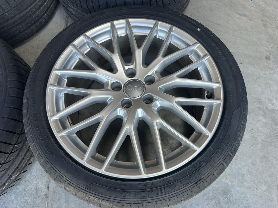 Audi A6 C7 Комплект джанти със летни гуми 255/40/19