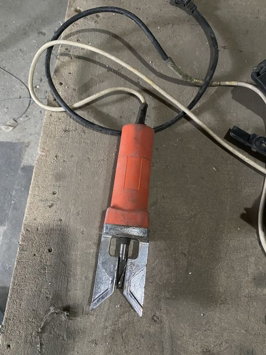 Угла резка для пластиковых окон