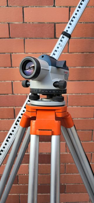 Новый оптический нивелир Bosch GOL 32D  Professional