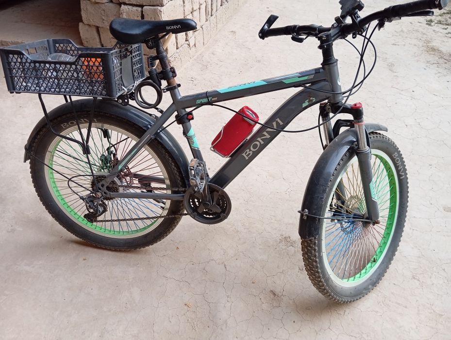 Velosiped sotiladi narxi 900,000 ming sôm