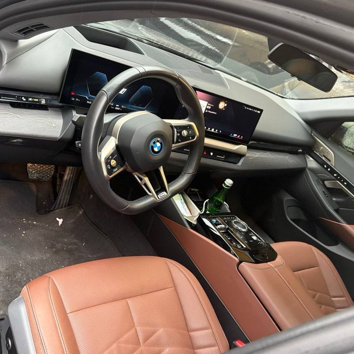 Bmw i5 35l full opstion 2025 tex pasport