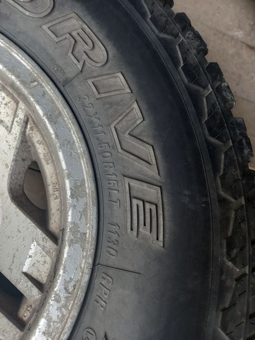 Продам резину с дисками на Прадо 78,размер 32*11,50*15