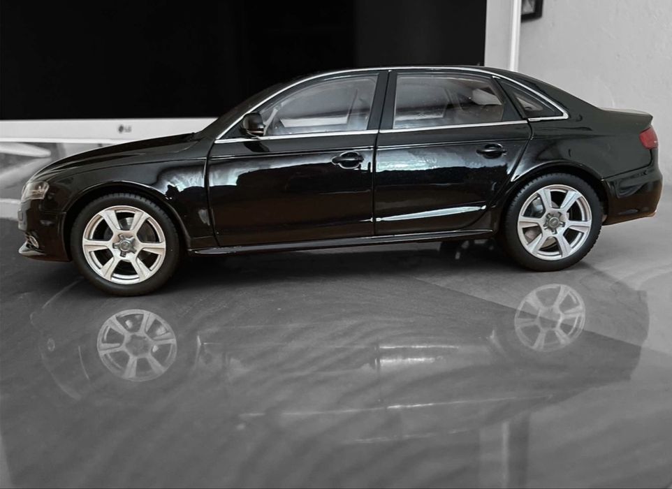 Macheta Audi A4 B8 scara 1:18
