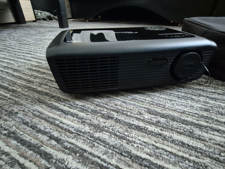 Vand Videoproiector Optoma HD600X HDMI Pachet Complet.
