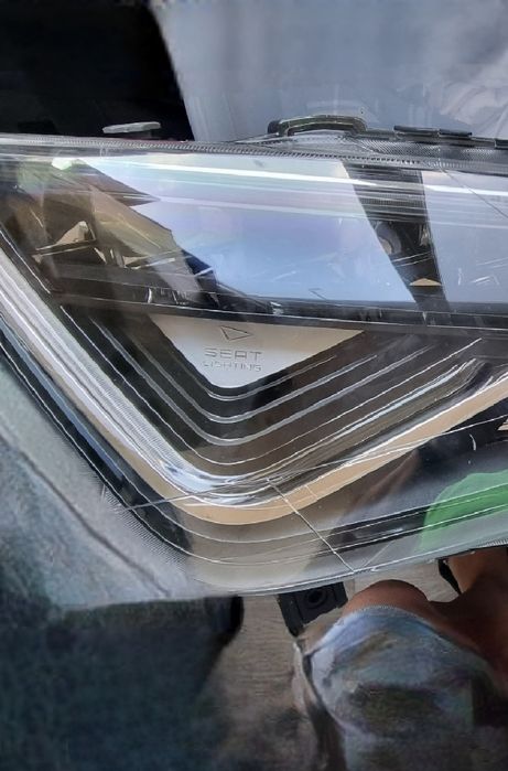 Десен, оборудван LED фар за сеат леон (Seat Leon)