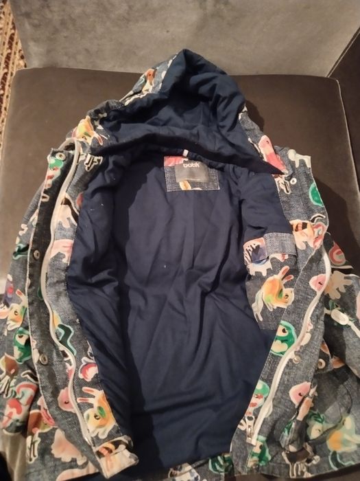 Осеняя куртка для девочек