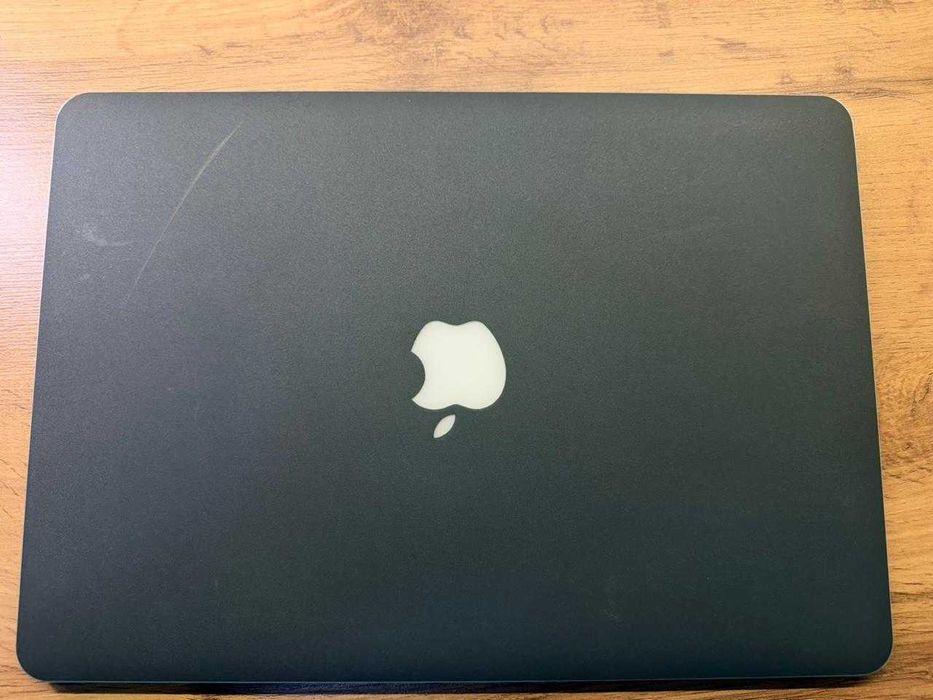 MacBook Air 13 (2014)