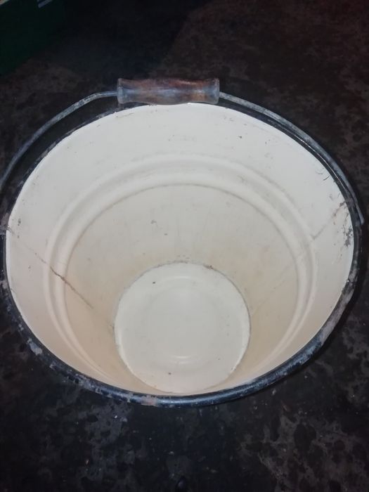 Ведро эмалированное