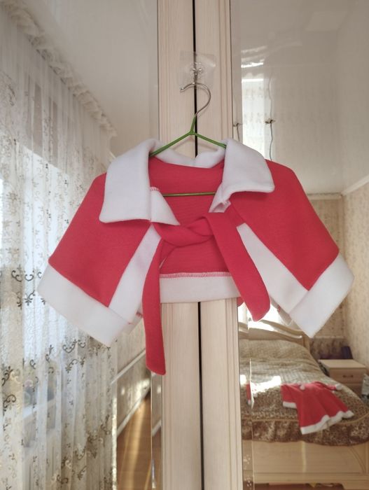 Продам костюм дед морозика размер 39-34