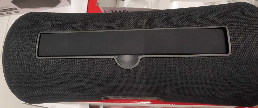 Преносимa Bluetooth , тонколона, usb TF card FM и дълбок бас, 10 вата