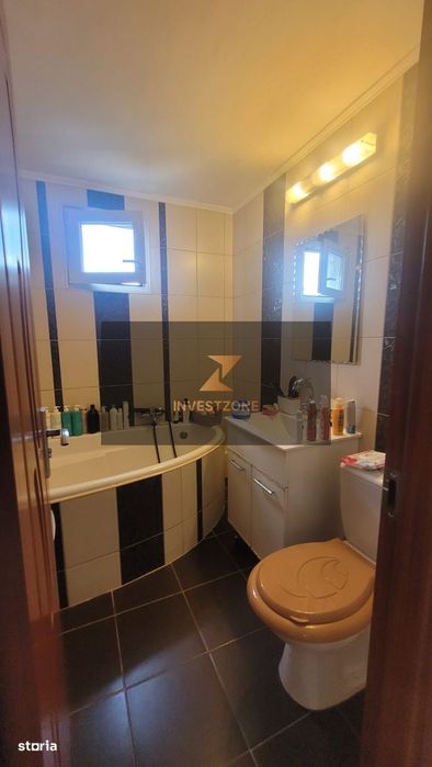 3 camere Transilvaniei bloc cu lift