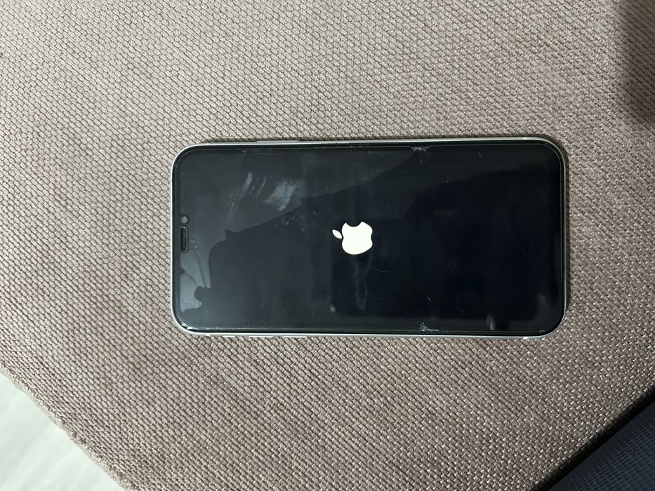 Продам Айфон Iphone Xr Хр