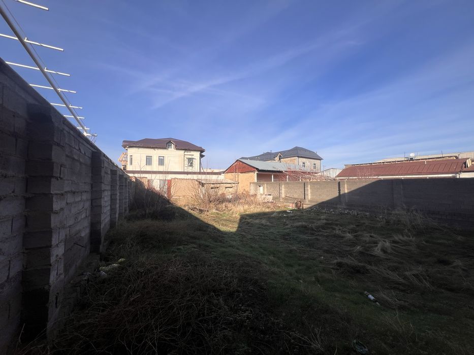 Samarqand shaharda motrid aravasozi hududida yer uchastkasi sotiladi