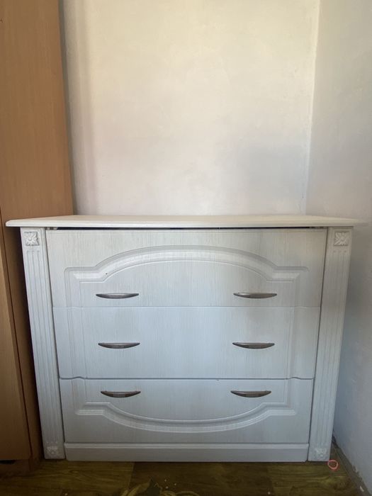 Срочно продам комод