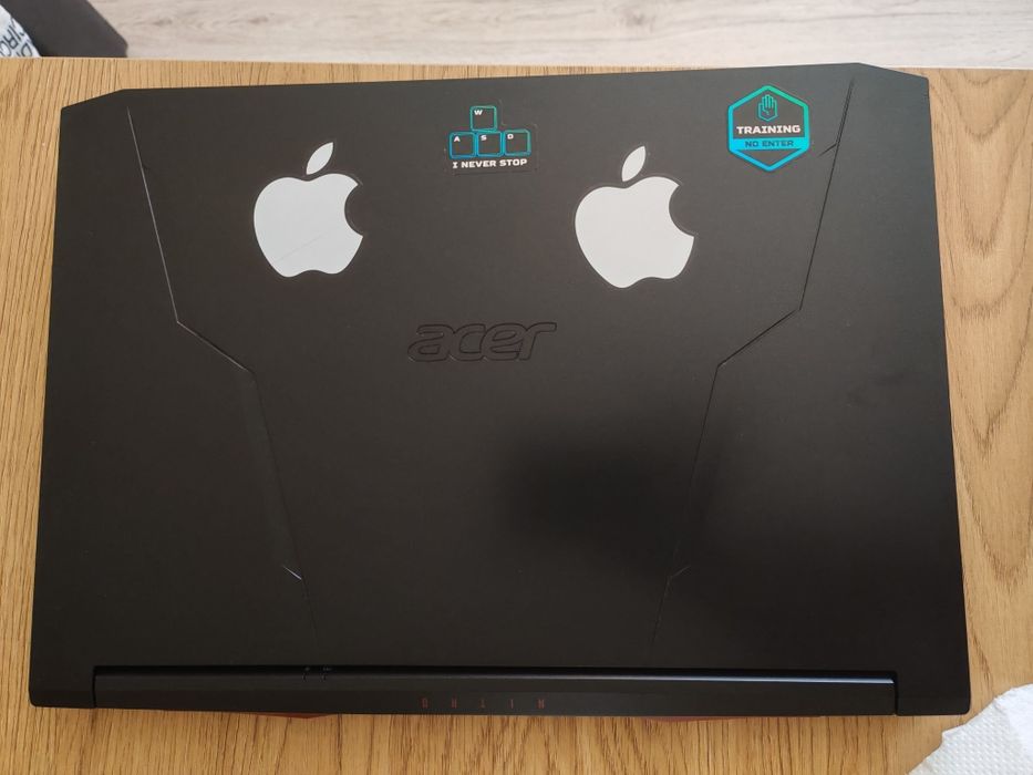 Acer Nitro 5 AN516-57-52F5