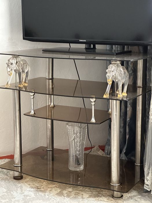 Подставка для телевизора