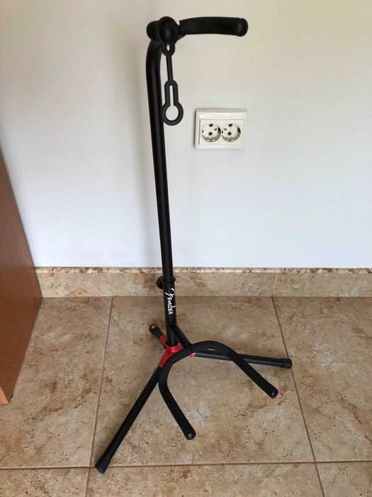 Chitara Yamaha C40; Acustica Clasica Nylon 4/4 cu Stativ si Corzi extra