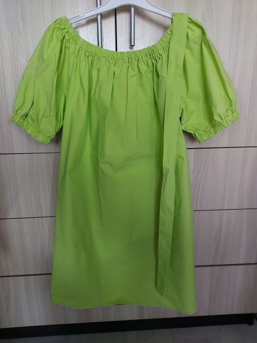 Продам платье недорого