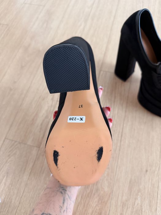 Продам ботильоны