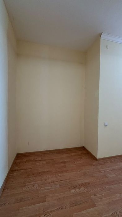 Продам квартиру 2 хкомнатную
