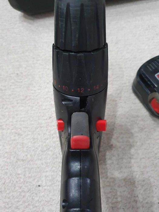 Autofiletanta Wurth Master BS 96-A cu 2 acumulatori si incarcator