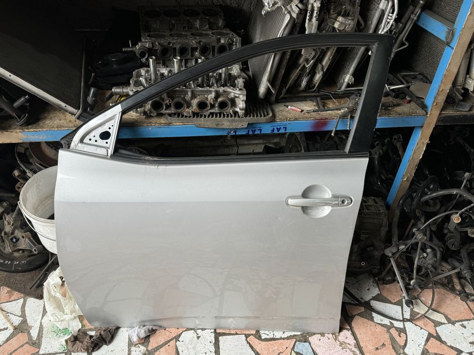 Тойота матрикс 2009 разбор