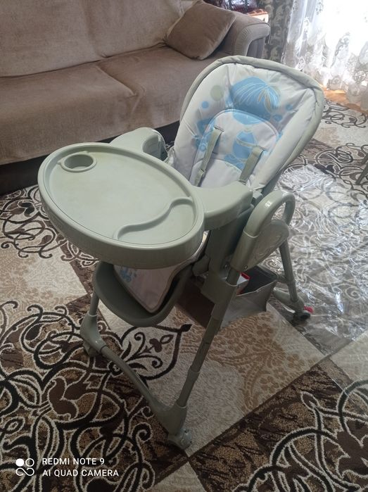 Стульчик для кормления