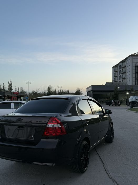 Продаётся своя нексия 3