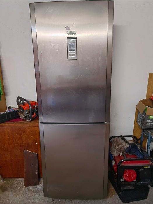 Хладилник Аристон хотпойнт