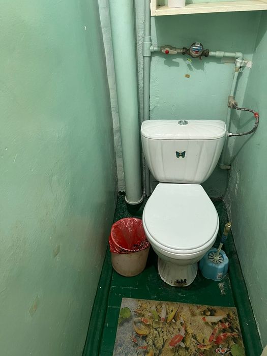 3 комн квартира, в районе жд вокзала