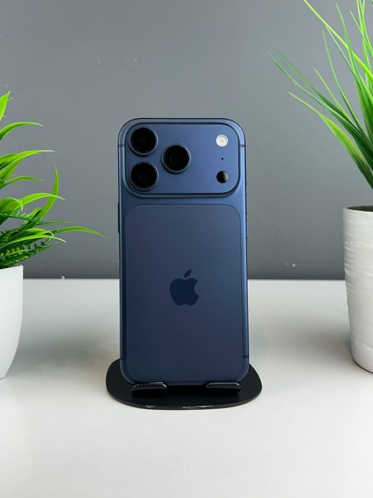 Телефон Apple iPhone 17 Pro 256GB
