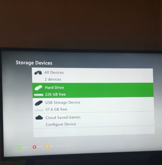 vând Xbox 360 modat