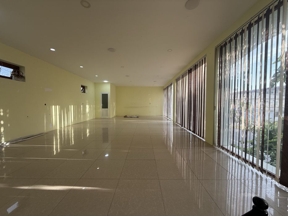 Do’kon ijaraga beriladi ikkinchi qavati  obshe 72 kv kattalegi