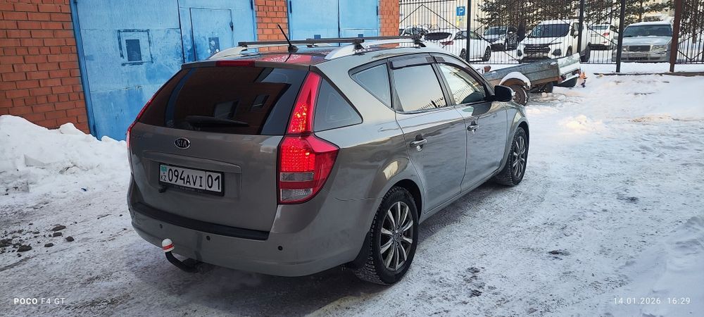 Продам KIA CEE'D 1,6л АКПП 2010г.